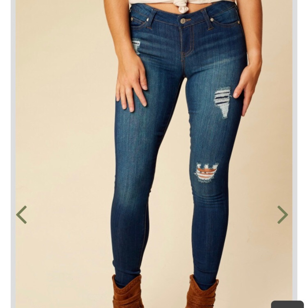 Altard State size 29 skiney jeans